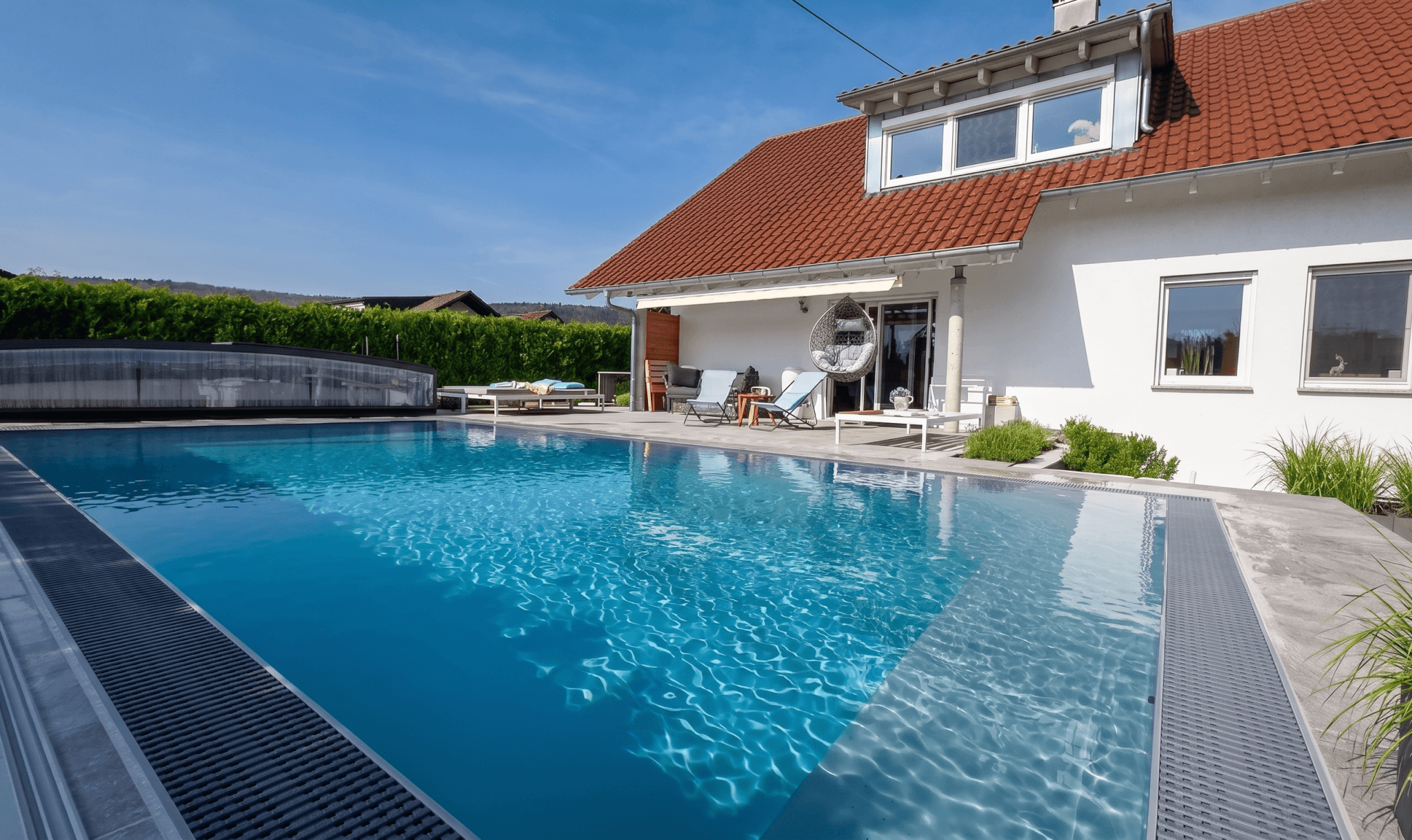 Luxury Garden Pool