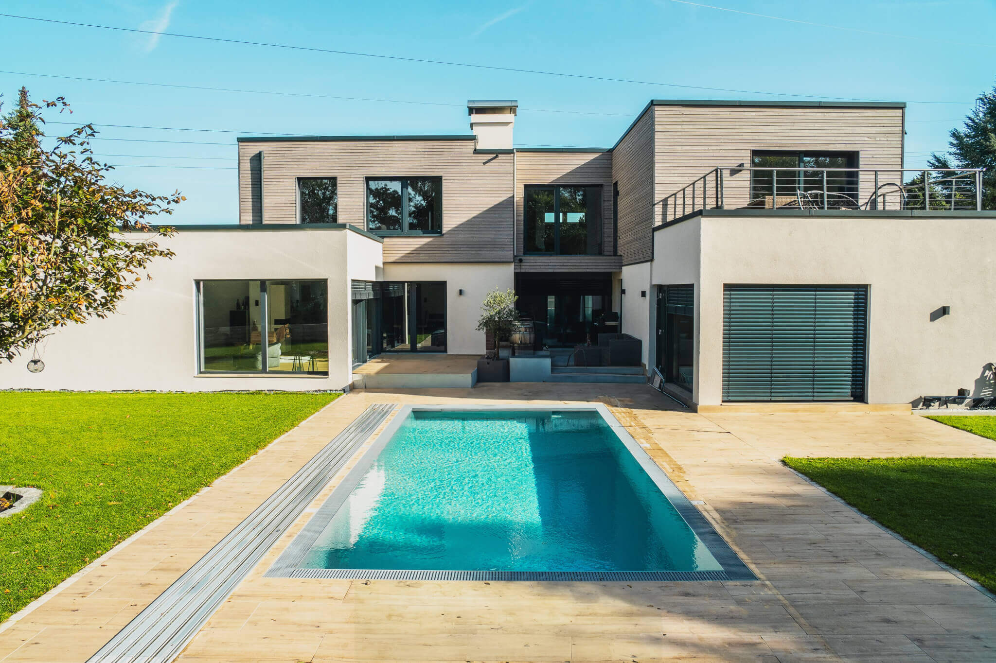 Modern Family Pool